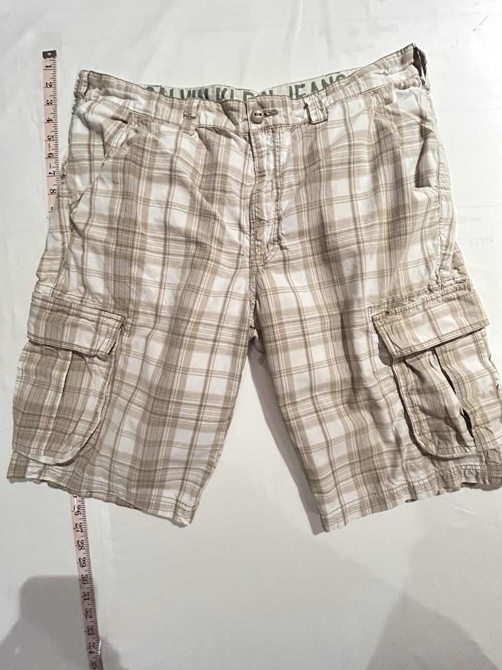 Calvin Klein Man Cargo Shorts Sz 36